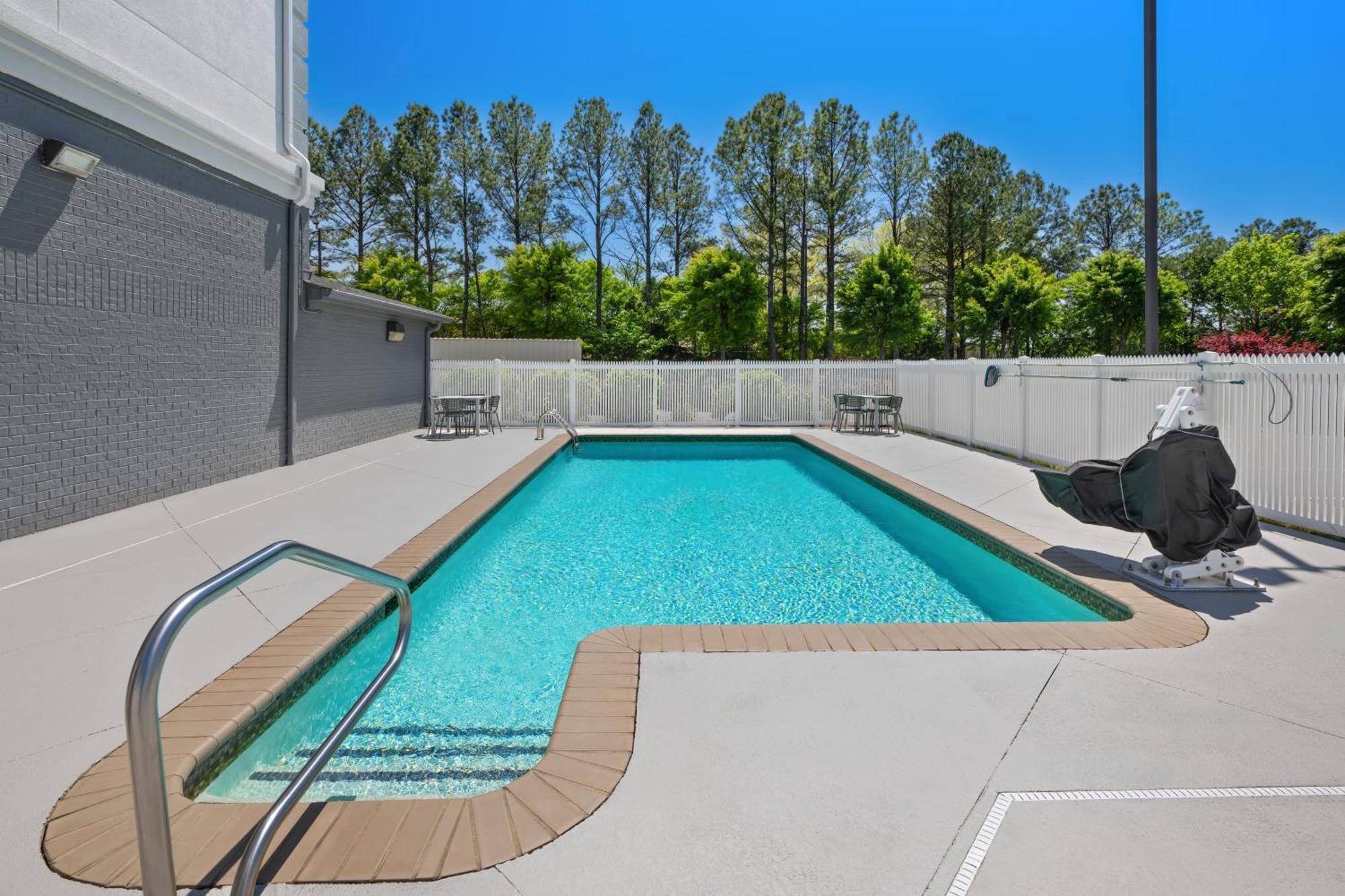 Spark By Hilton Homewood برمنغهام المظهر الخارجي الصورة