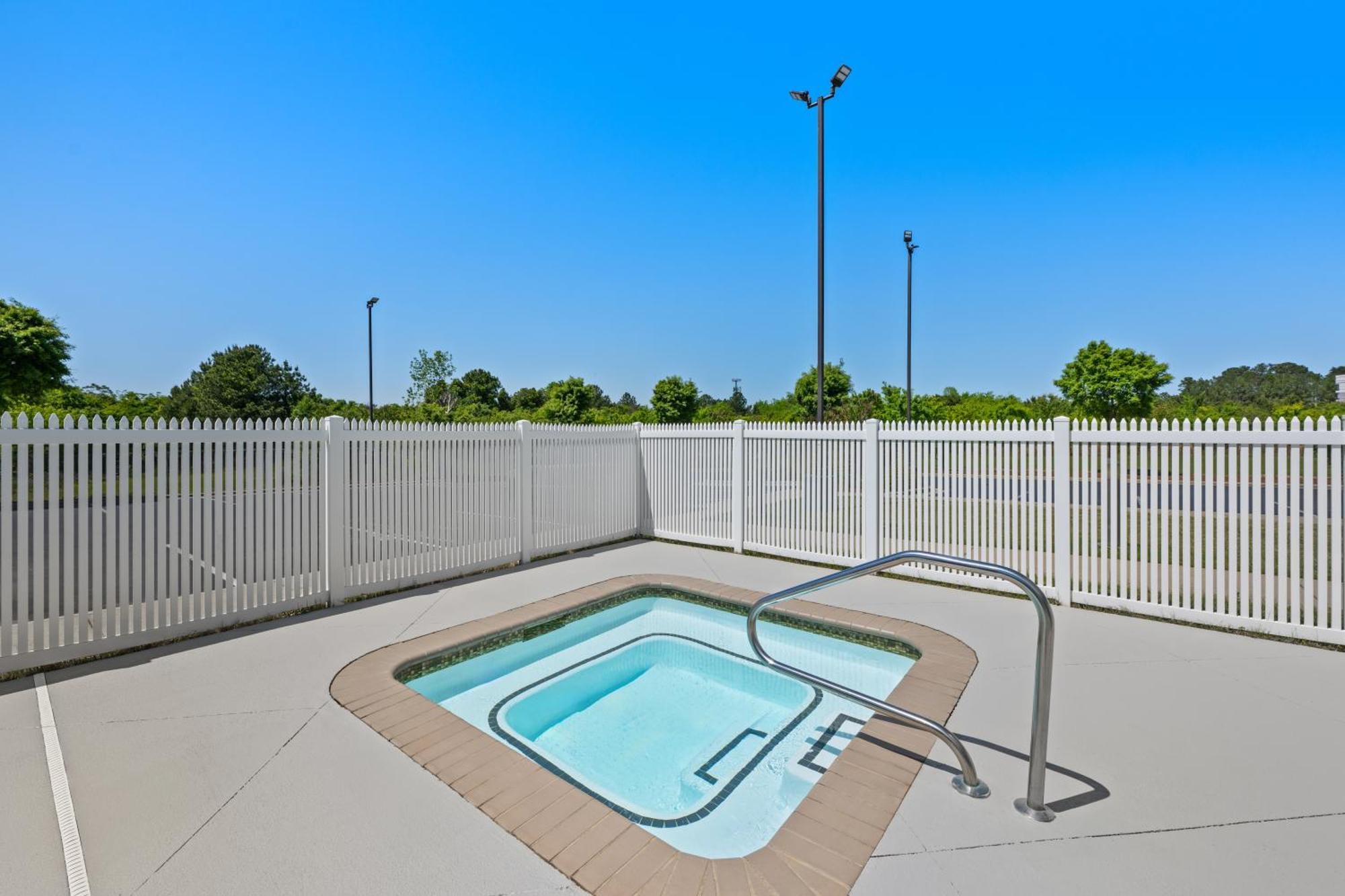 Spark By Hilton Homewood برمنغهام المظهر الخارجي الصورة